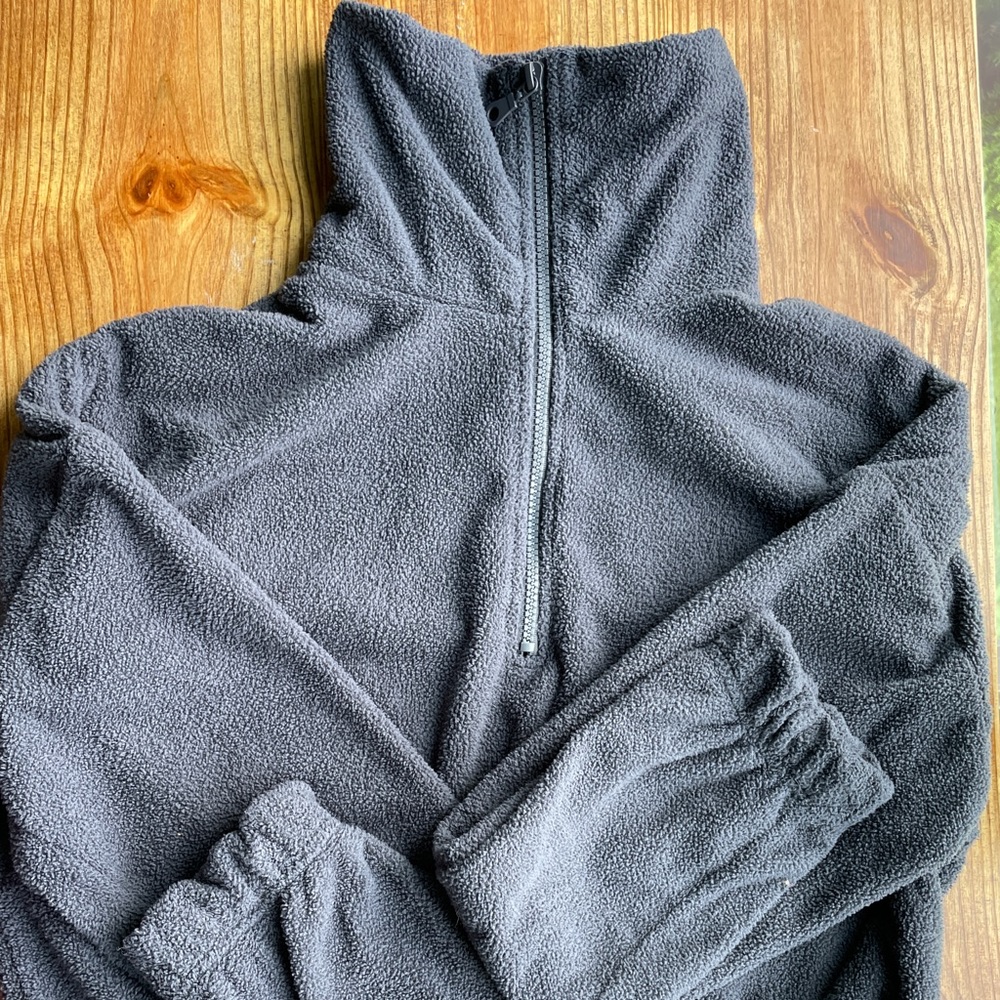 Urban Outfitters Cropped Cozie